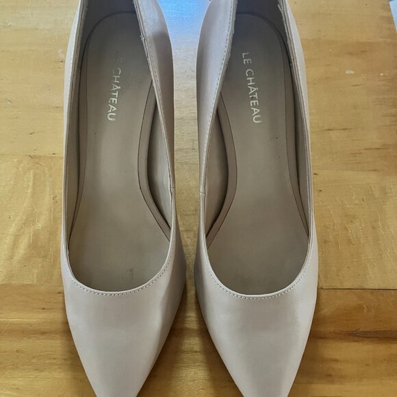 Le Chateau Nude Stiletto - Picture 3 of 3